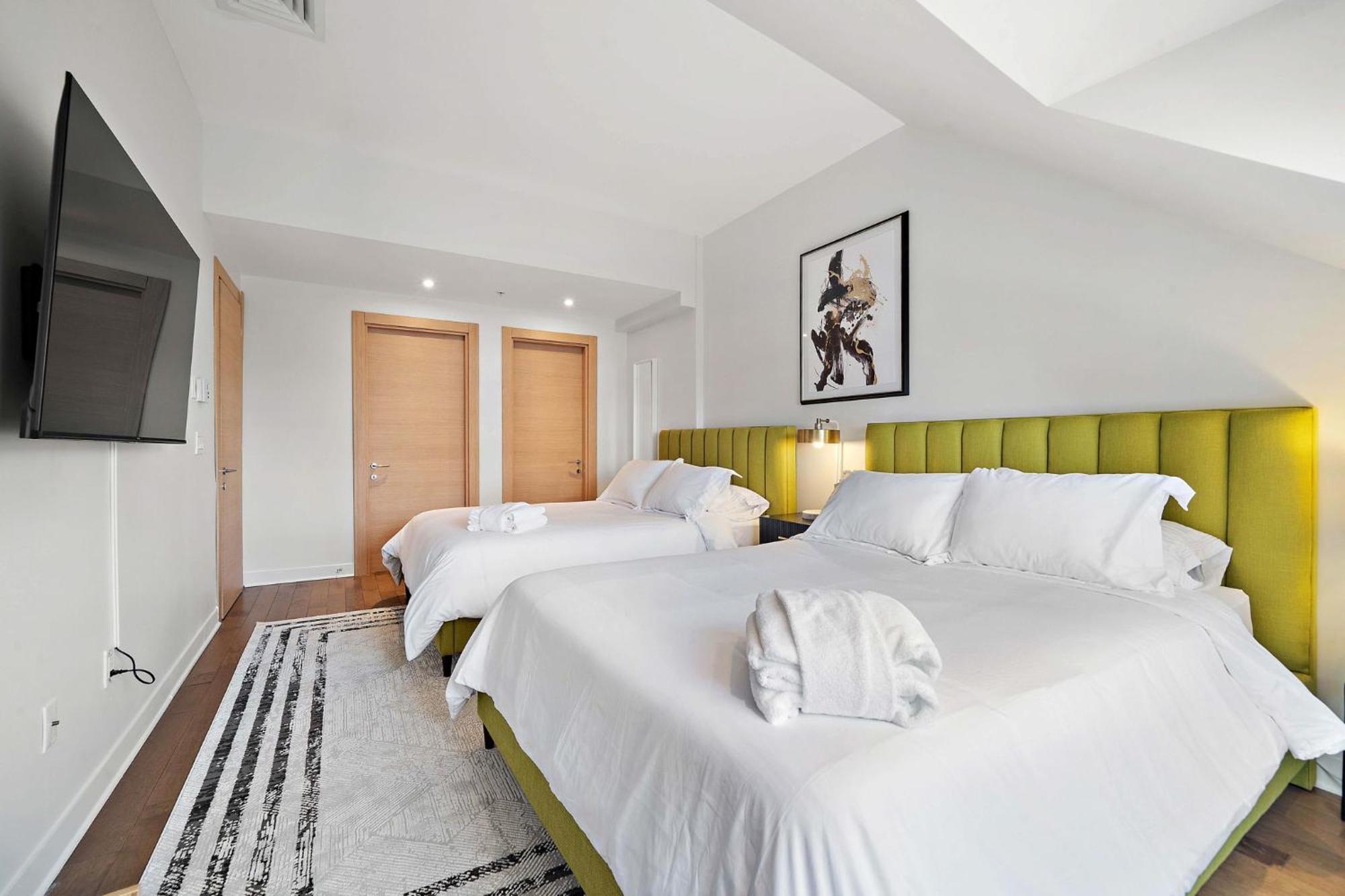 The Nomad Saint Jacques Apartment มอนทรีอัล ภายนอก รูปภาพ